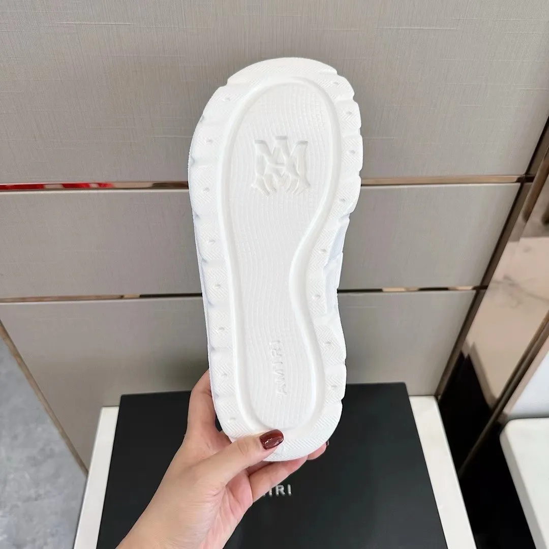 Men's shoes 💰P320💰amiri high-end boutique luxury slippers, 1:1 high-end quality, casual and sunny, loose and comfortable, the highest version of high-quality boutique, a must-have in summer! Code number: 39--46